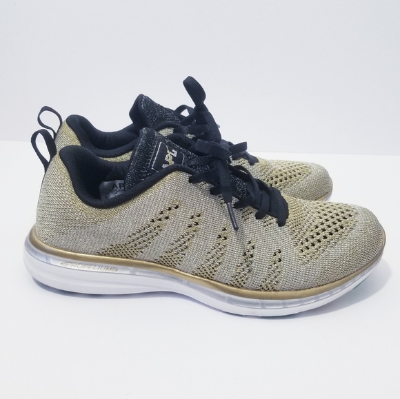 APL TechLoom Pro Shoes Size 8 Gold EUC - Picture 1 of 11